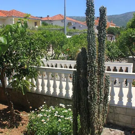 Apartamento With Parking Space Orebic, Peljesac - 10090 *