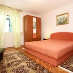 Appartement With Parking Space Orebic, Peljesac - 10090 *