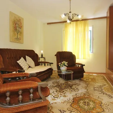 With Parking Space Orebic, Peljesac - 10090 Apartament Orebić