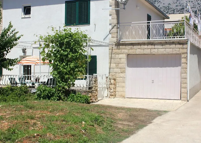 With Parking Space Orebic, Peljesac - 10090 Апартаменты *