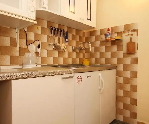 With Parking Space Orebic, Peljesac - 10090 Апартаменты *